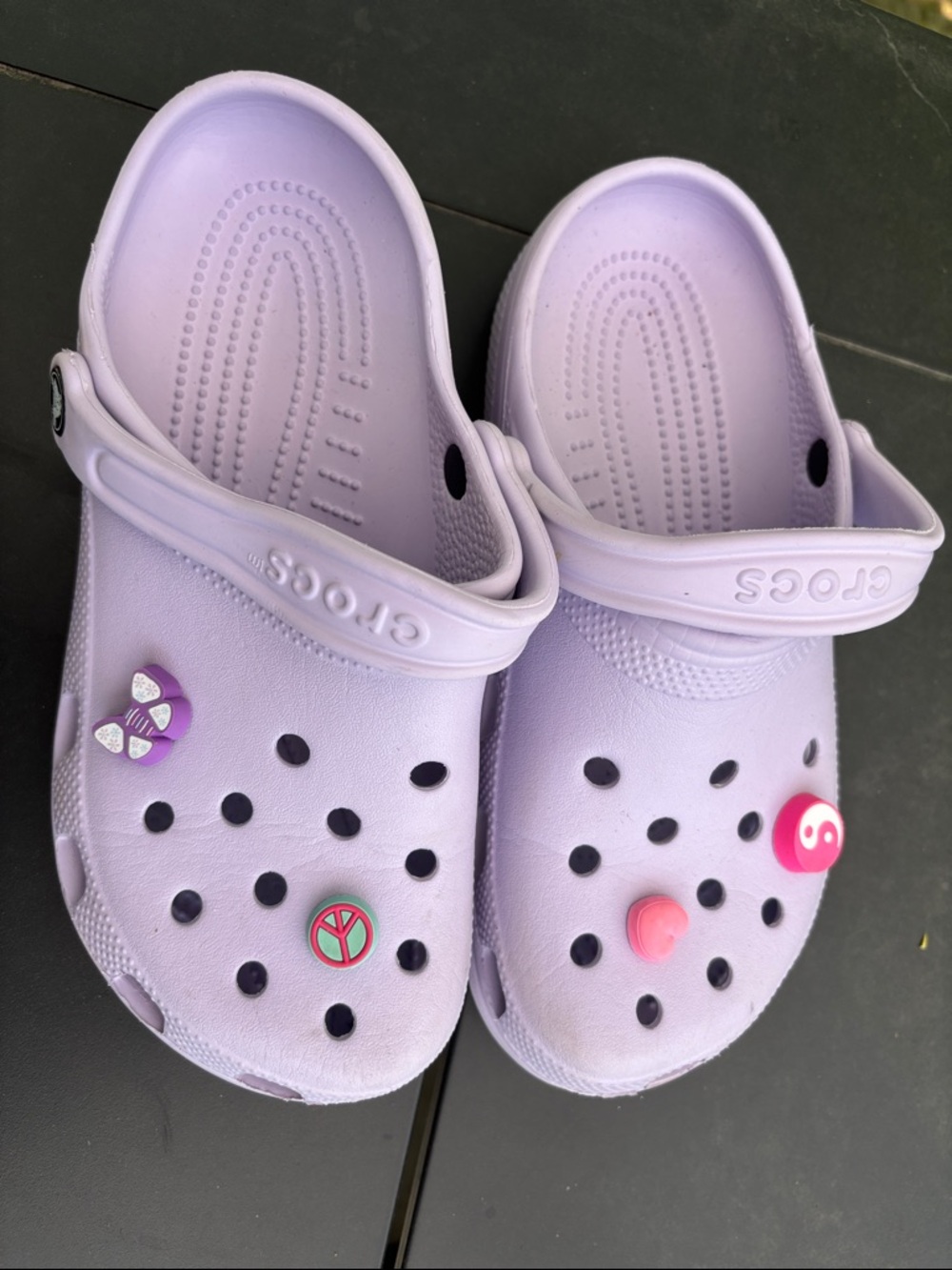 CROCS Kids Lavender Classic Clog with Charms